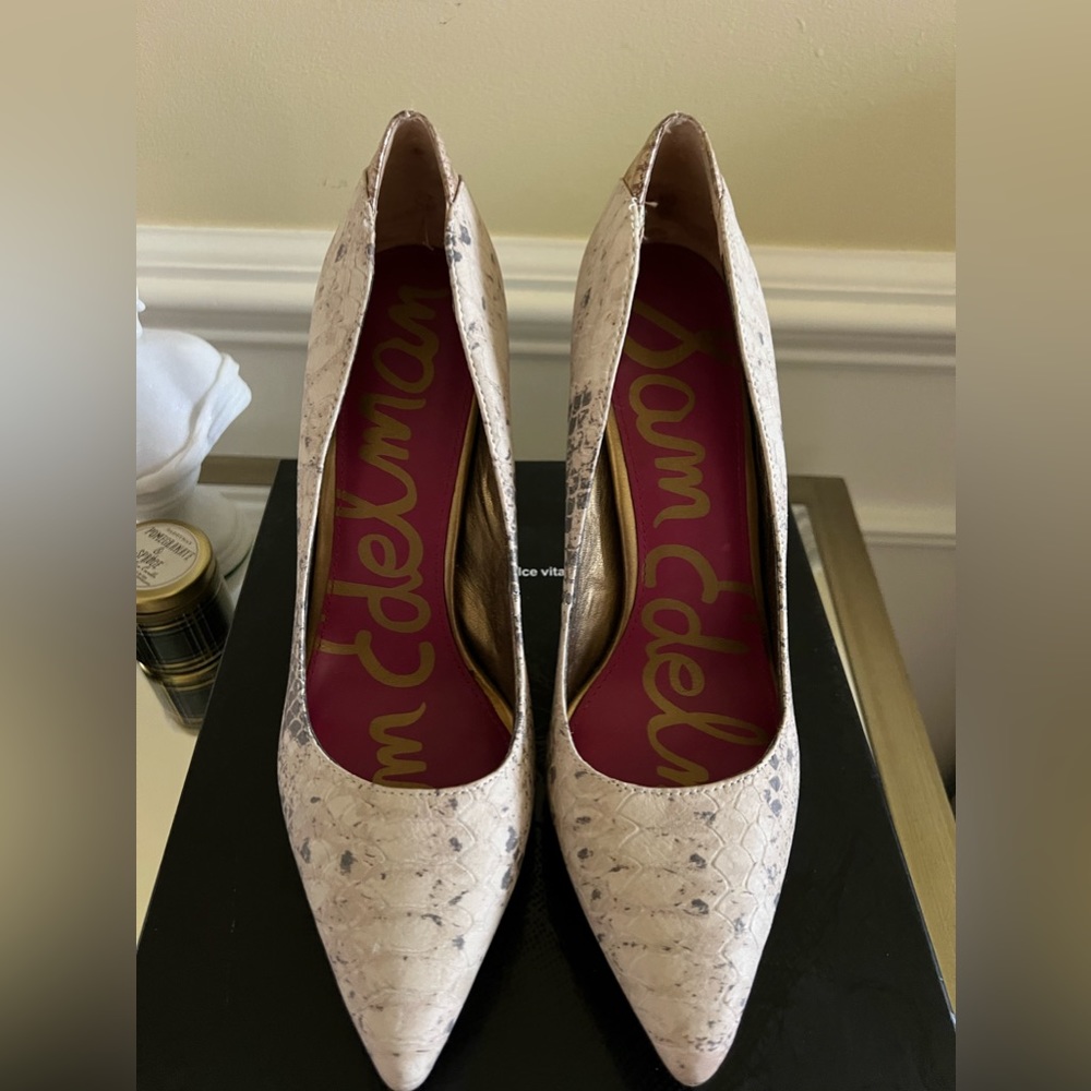 Super chic Sam Edelman heels